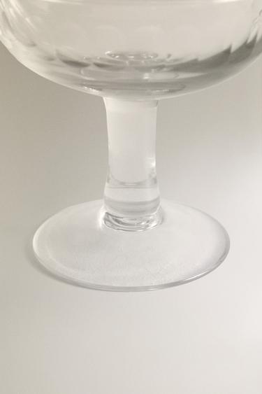 VERRE À PIED RELIEF VERTICAL - Transparent de Zara - Image 3