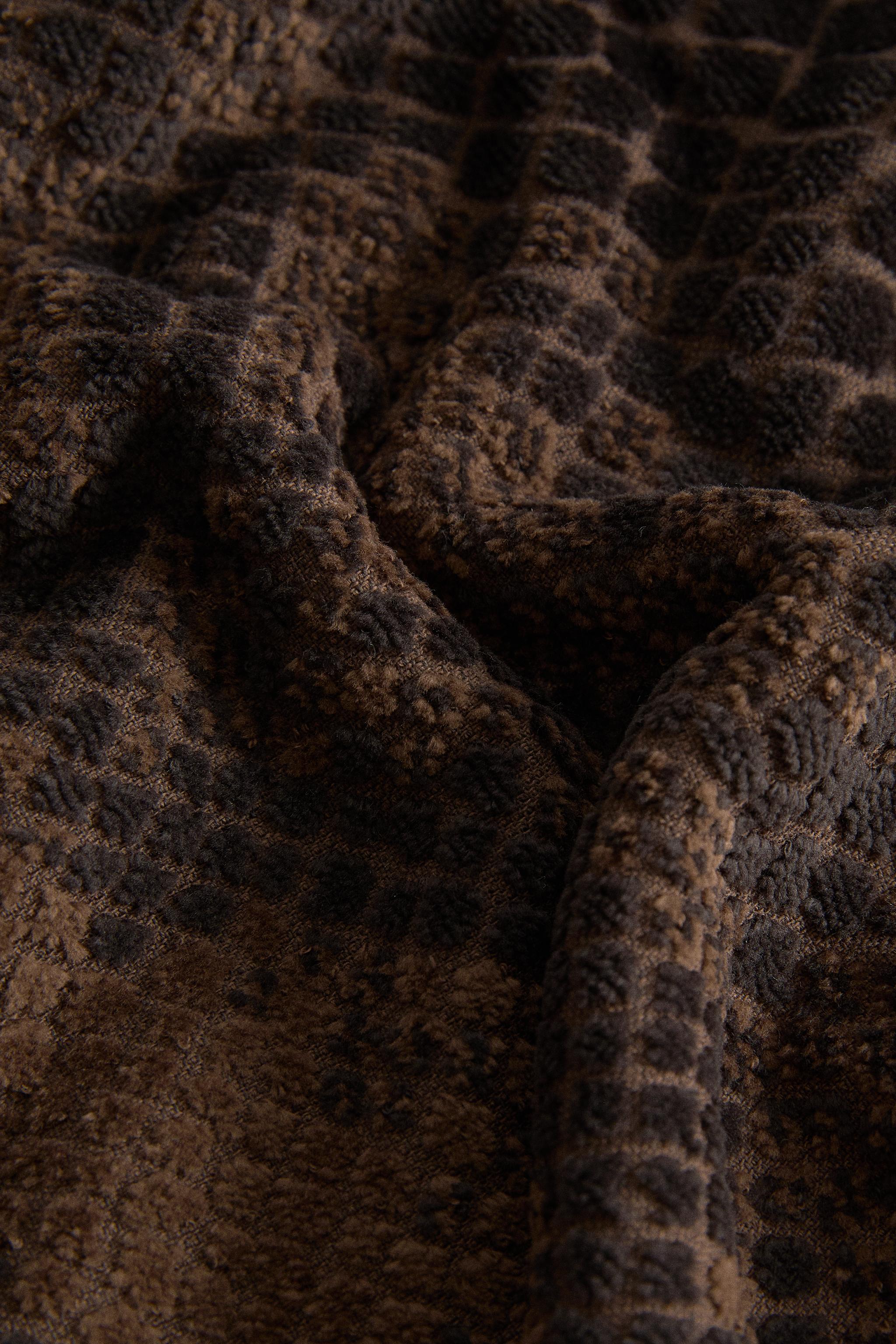 ANIMAL PRINT VELOUR BATH TOWEL
