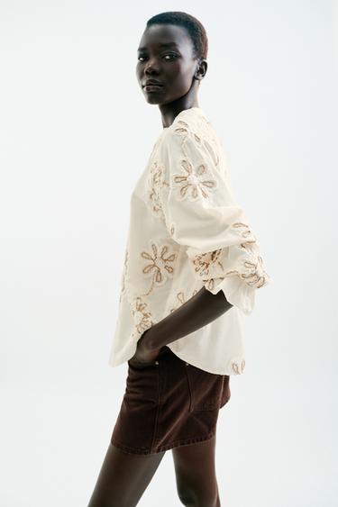 BLOUSE STRUCTURE BRODÉE - Écru de Zara - Image 2