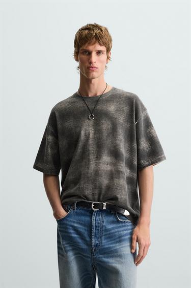 CAMISETA PUNTO ESTAMPADO LAVADO - Crudo de Zara