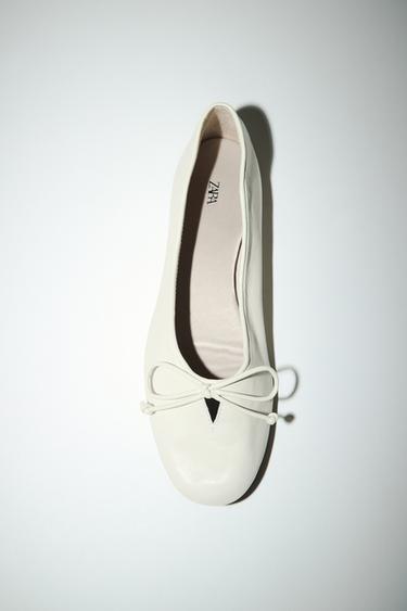 SOFT LEATHER BALLERINA SHOES WITH BOW - Ecru White by Zara