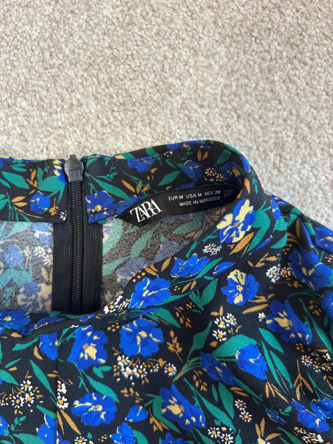 FLORAL-PRINT CUT-OUT DRESS - Image 6