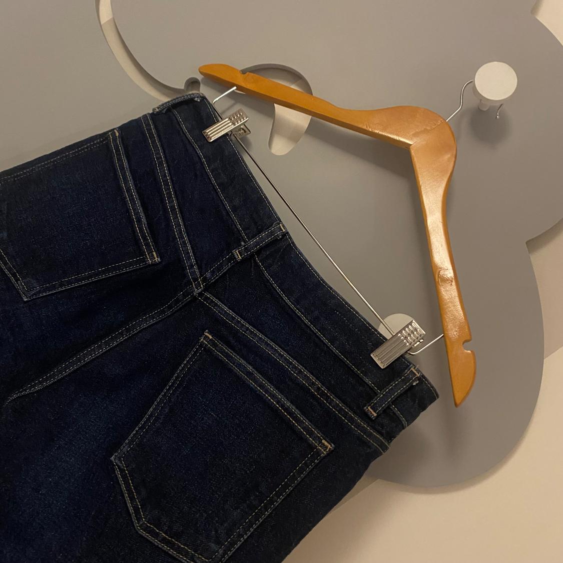 SLIM FIT CROPPED MID-RISE FLARED JEANS - Image 4