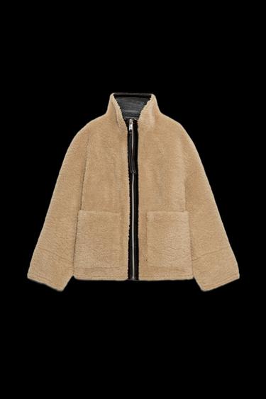 JACKE AUS LAMMFELLIMITAT DOUBLE-FACED ZW COLLECTION - Mittleres Camel von Zara