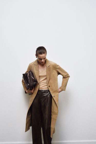 Zara PANTALONE RAVNOG KROJA OD VEŠTAČKE KOŽE ZW COLLECTION – Smeđa