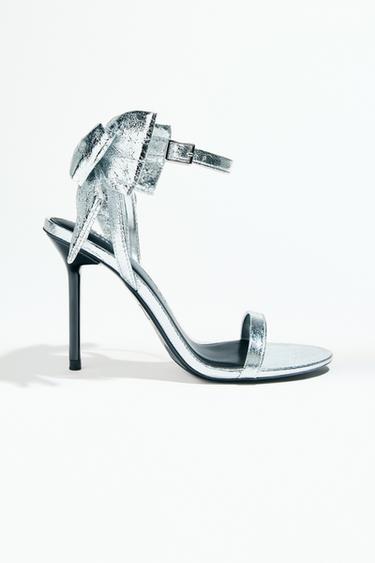 Zara 金屬色效果蝴蝶結涼鞋 - 銀色