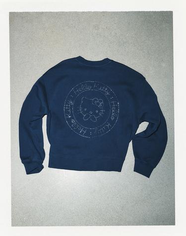 Zara SWEATER MAJICA ISPRANOG IZGLEDA HELLO KITTY © 2025 SANRIO – mornarsko plava