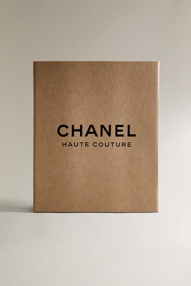 CHANEL HAUTE COUTURE BOOK - Golden by Zara - Image 4