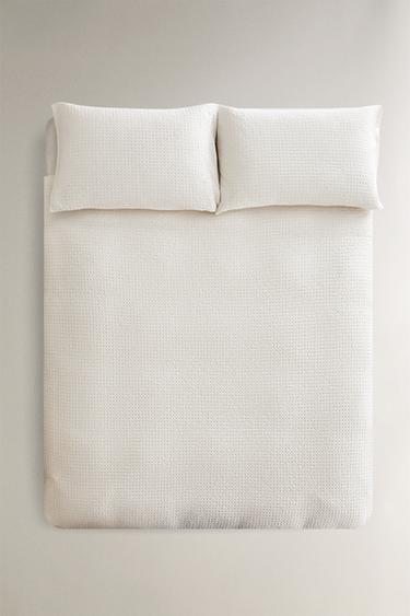 WAFFLE-KNIT DUVET COVER - Oyster-white by Zara