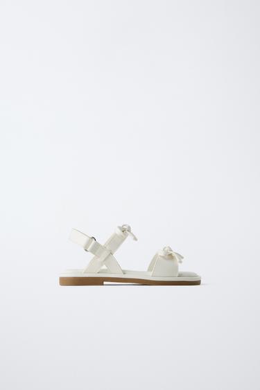 SANDALIA LAZOS - Blanco de Zara