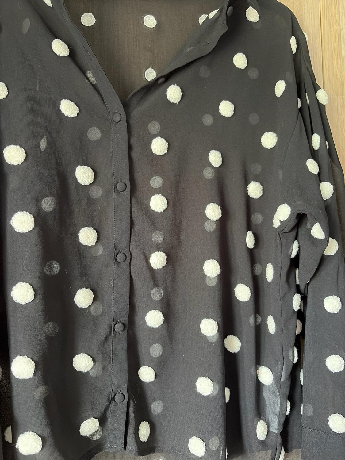CONTRASTING POLKA DOT BLOUSE - Image 4