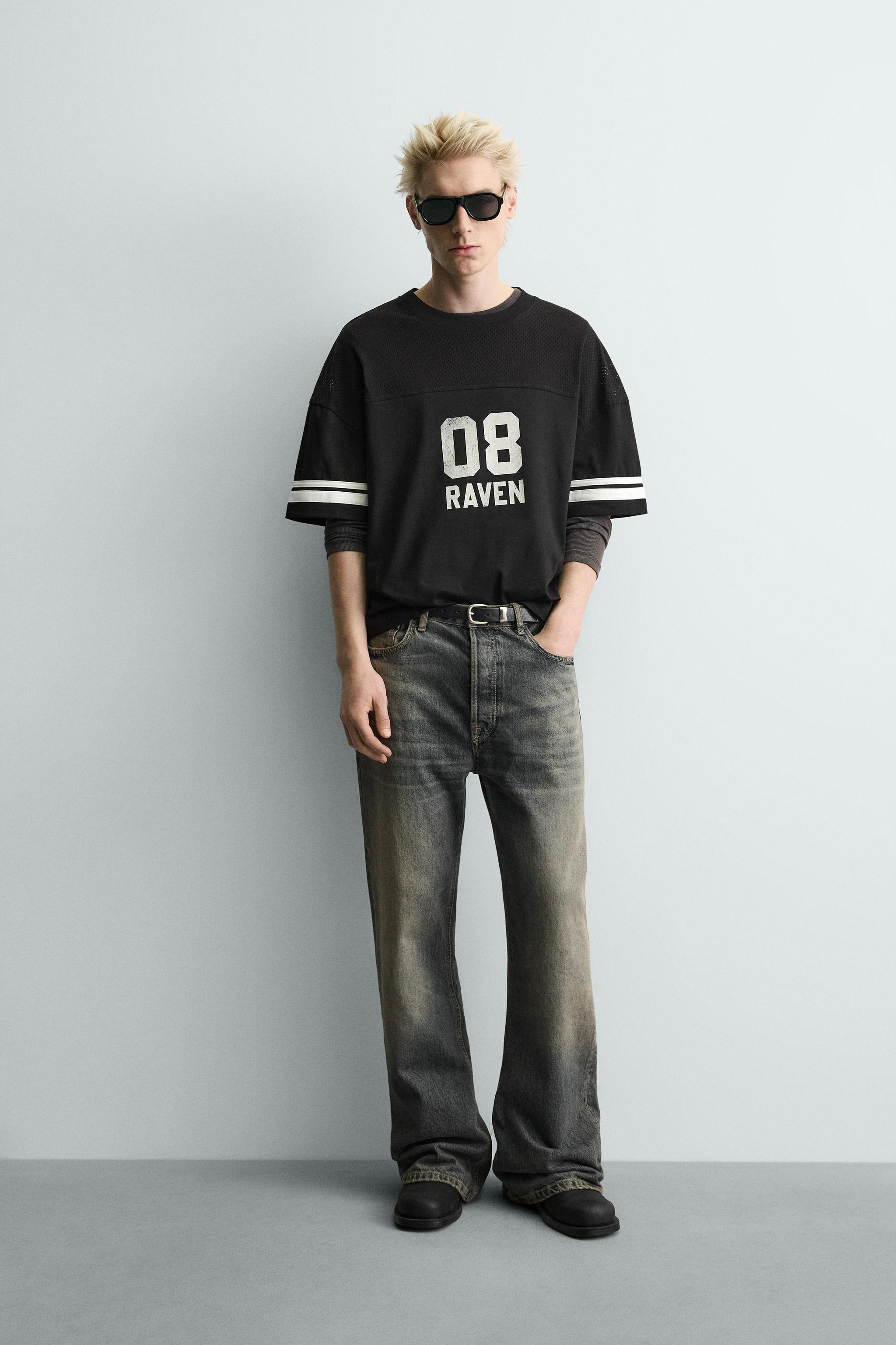 TEXTURED PRINT T-SHIRT