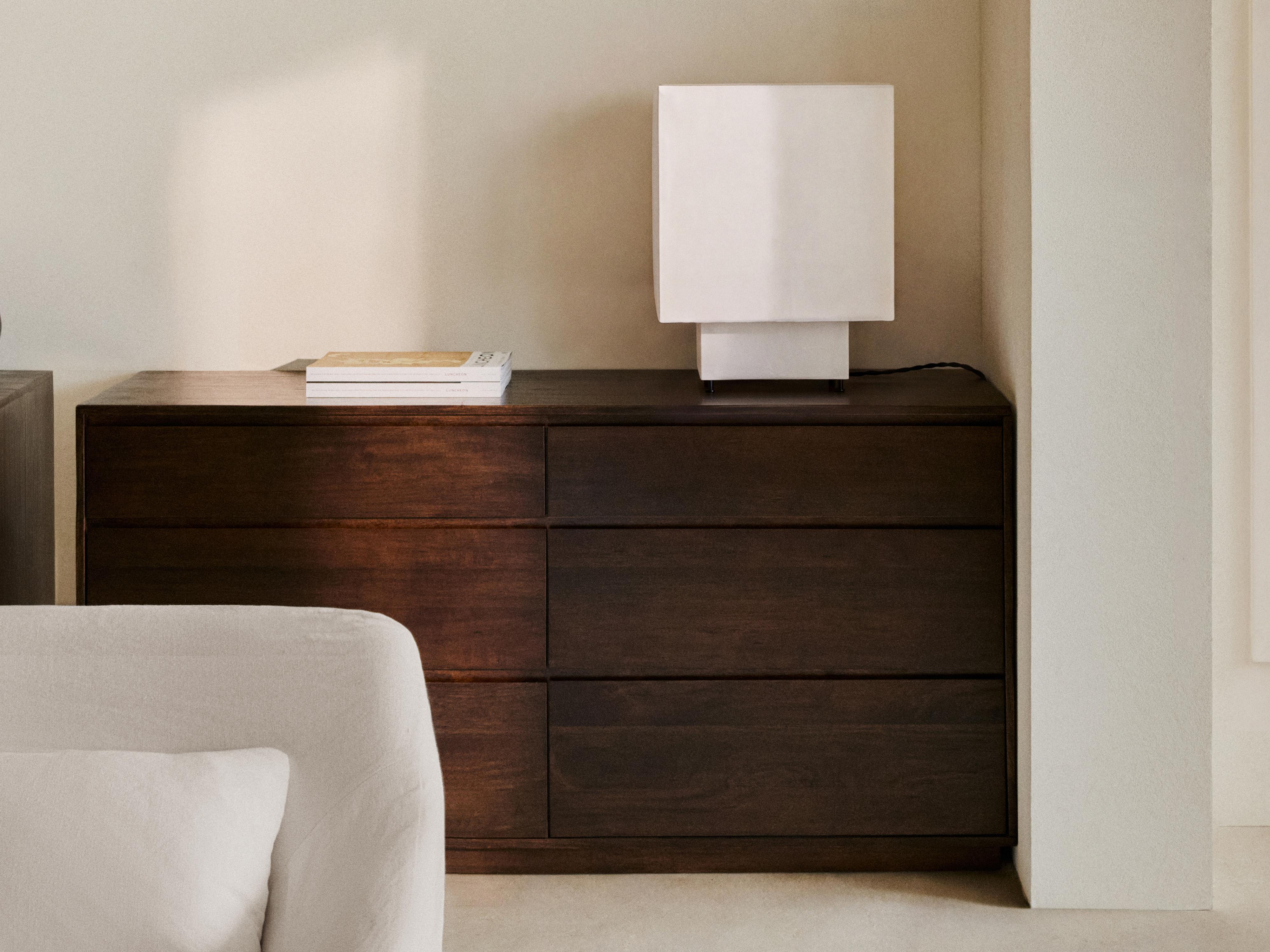 VINTAGE WOODEN CHEST OF DRAWERS — Dark brown