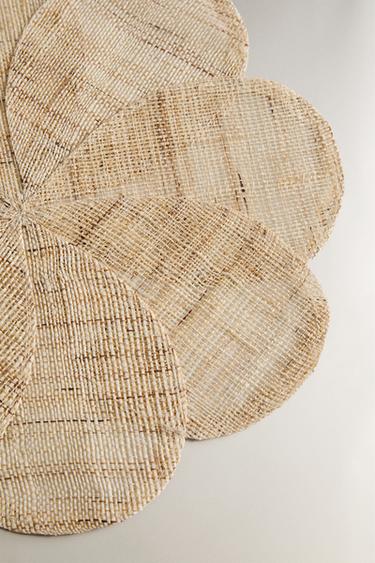 FLOWER RAMIE PLACEMAT - Light beige by Zara - Image 1