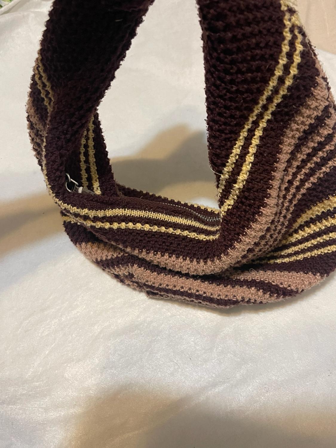 STRIPED CROCHET BUCKET BAG - Image 2