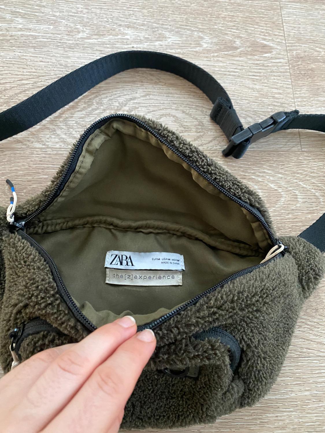 FAUX FLEECE BELT BAG - Image 3