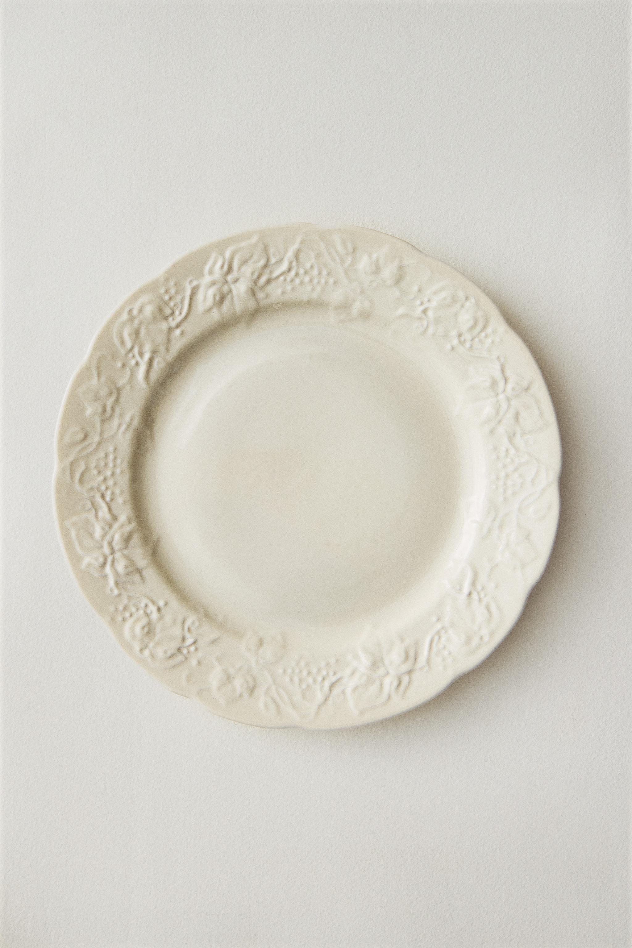 GRAPE PORCELAIN DESSERT PLATE