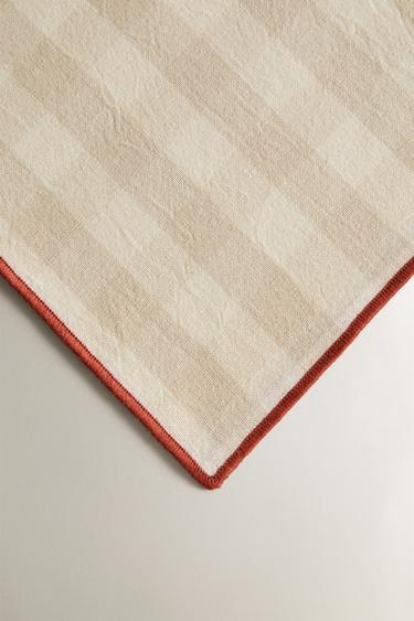 PACK OF CHECK NAPKINS WITH TOPSTITCHING (PACK OF 2) - Beige by Zara - Image 1