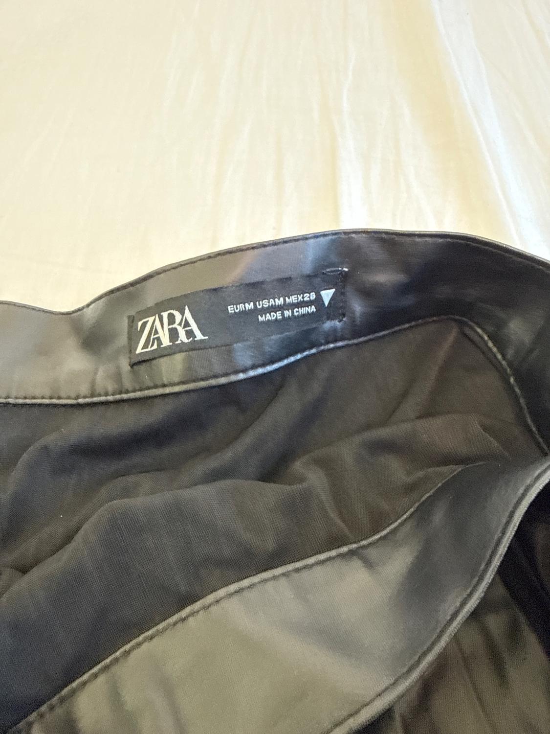 FAUX LEATHER PLEATED SKIRT - Image 3