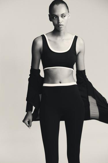 Zara DOUBLE EFFECT SPORTS CROP TOP - Black / White