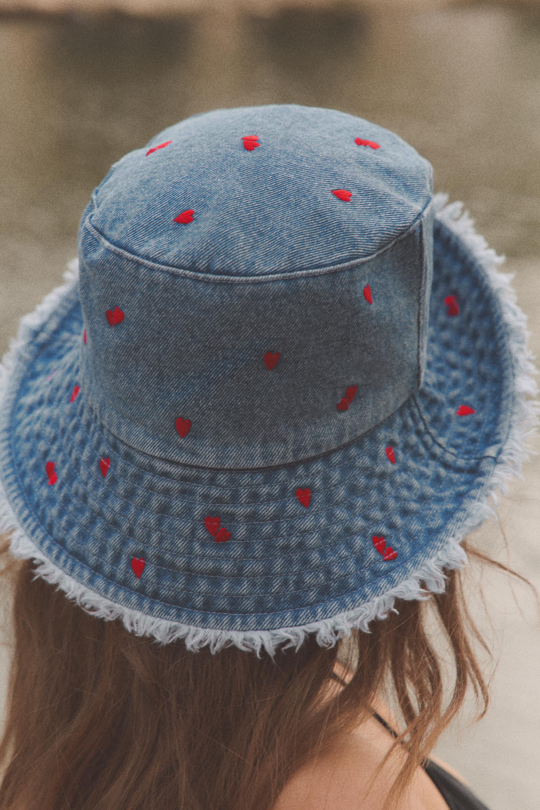 ハート刺繍デニムバケットハット - ブルー | ZARA Japan / 日本