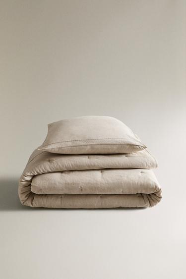 PADDED LINEN QUILTED BEDSPREAD WITH DOTS - Light beige by Zara