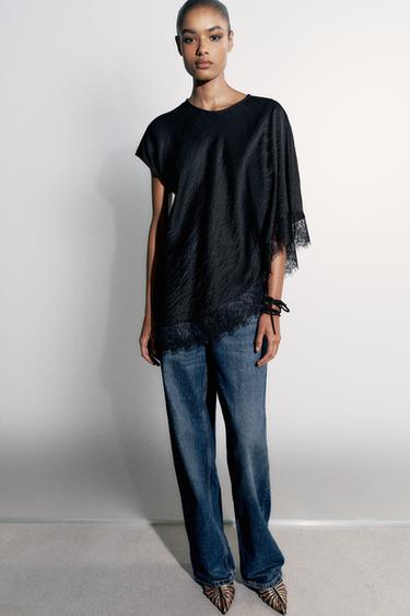 TOP SATINÉ ASYMÉTRIQUE DENTELLE - Noir de Zara