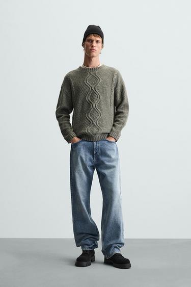 SUÉTER COM TEXTURA E TRANÇAS - Verde-cinza da Zara - Imagem 0