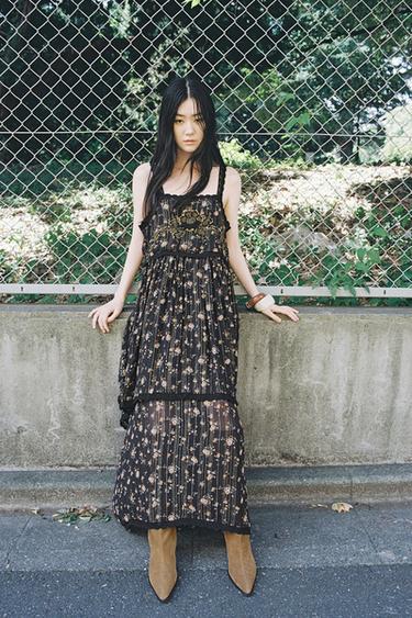 Zara ZW COLLECTION 花卉印花洋裝 - 黑色