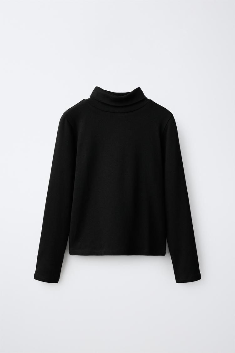 Camiseta cuello vuelto