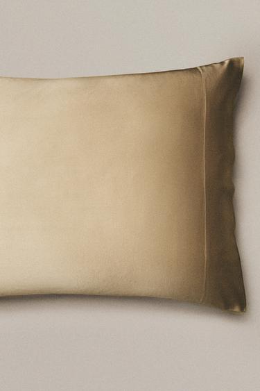MULBERRY SILK PILLOWCASE - Gold by Zara