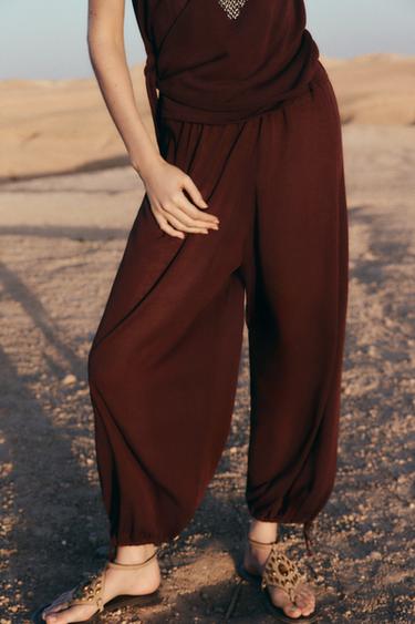 PANTALÓN PUNTO BOMBACHO - Marrón de Zara