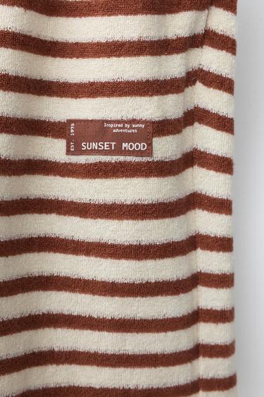 ENSEMBLE T-SHIRT ET BERMUDA À RAYURES EFFET ÉPONGE - marron/blanc de Zara - Image 7