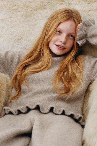 KNIT JUMPER WITH RUFFLES - Tans by Zara