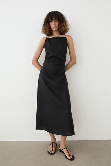 Vestido midi tirantes con lino - Negro de Zara