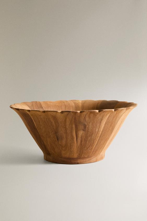 Acacia Wood Deep Serving Bowl with Scalloped Edge