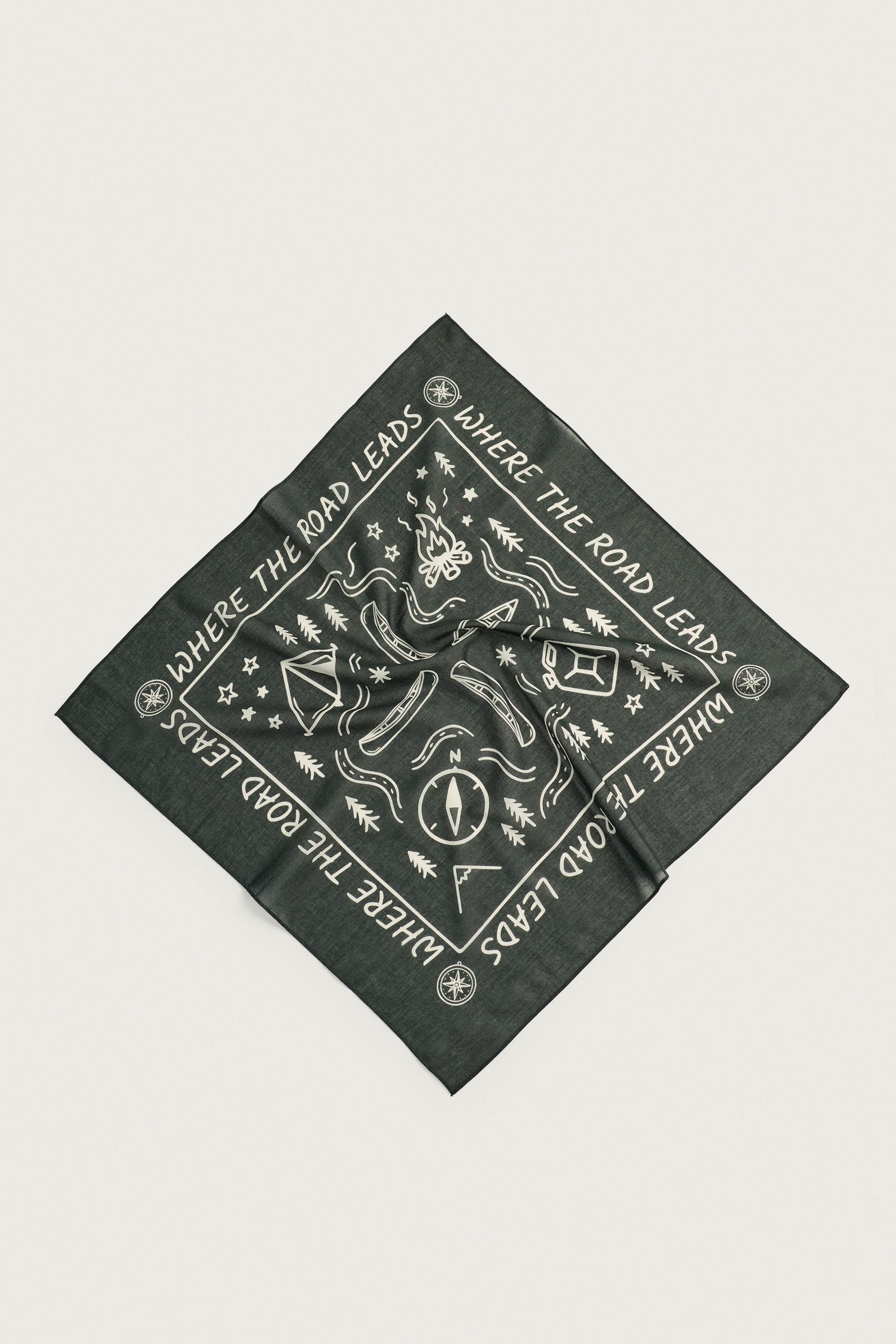 GRAPHIC PRINT BANDANA — Green