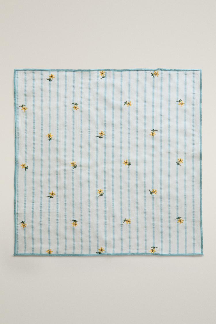 STRIPED EMBROIDERED FLORAL NAPKINS (SET OF 2) — Blue