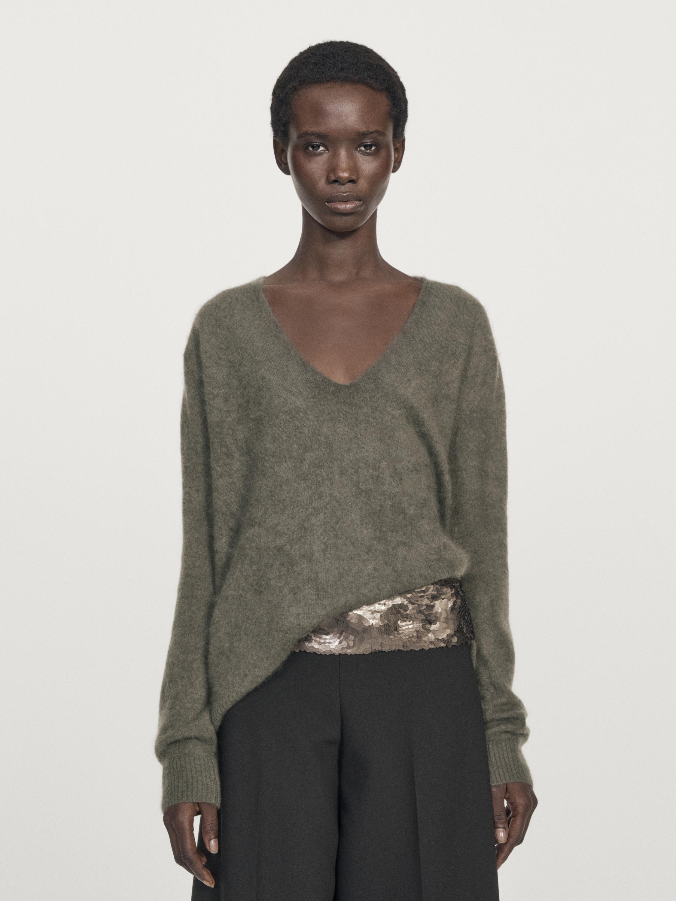 Wool and cashmere V-neck knit sweater