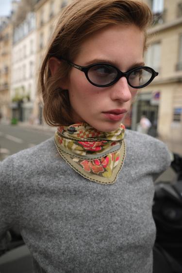 FLORAL PRINT LACE BANDANNA - Ecru by Zara