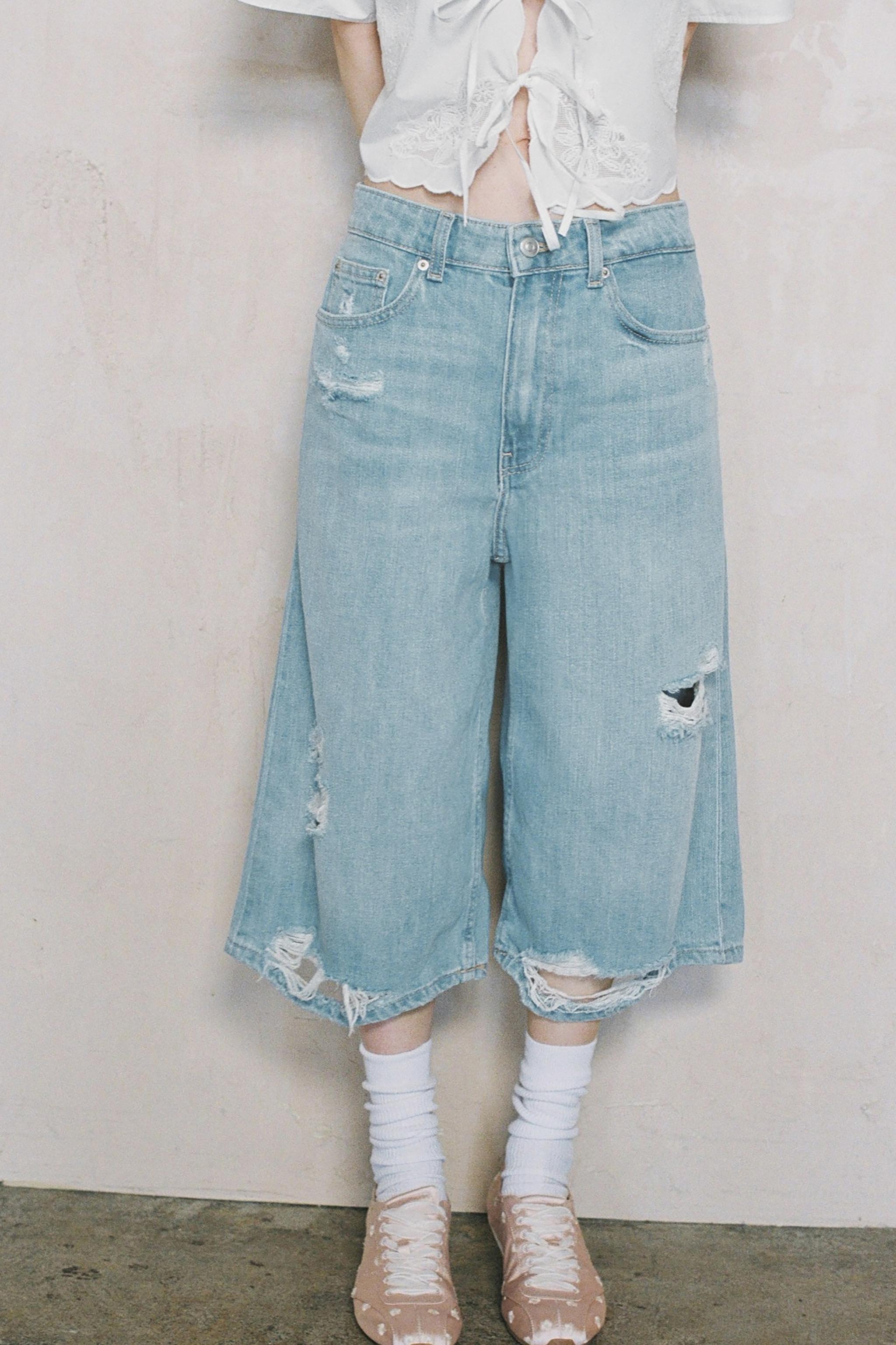★ドイツ発*ZARA*新作*ストレートデニムショーツ/LIGHT BLUE★ ストレートフィット ストライプ柄＆無地バミューダショーツ 2枚