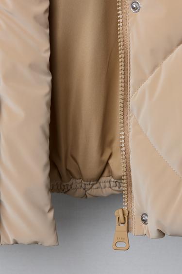 DOUDOUNE EFFET GOMMÉ - Camel moyen de Zara - Image 7