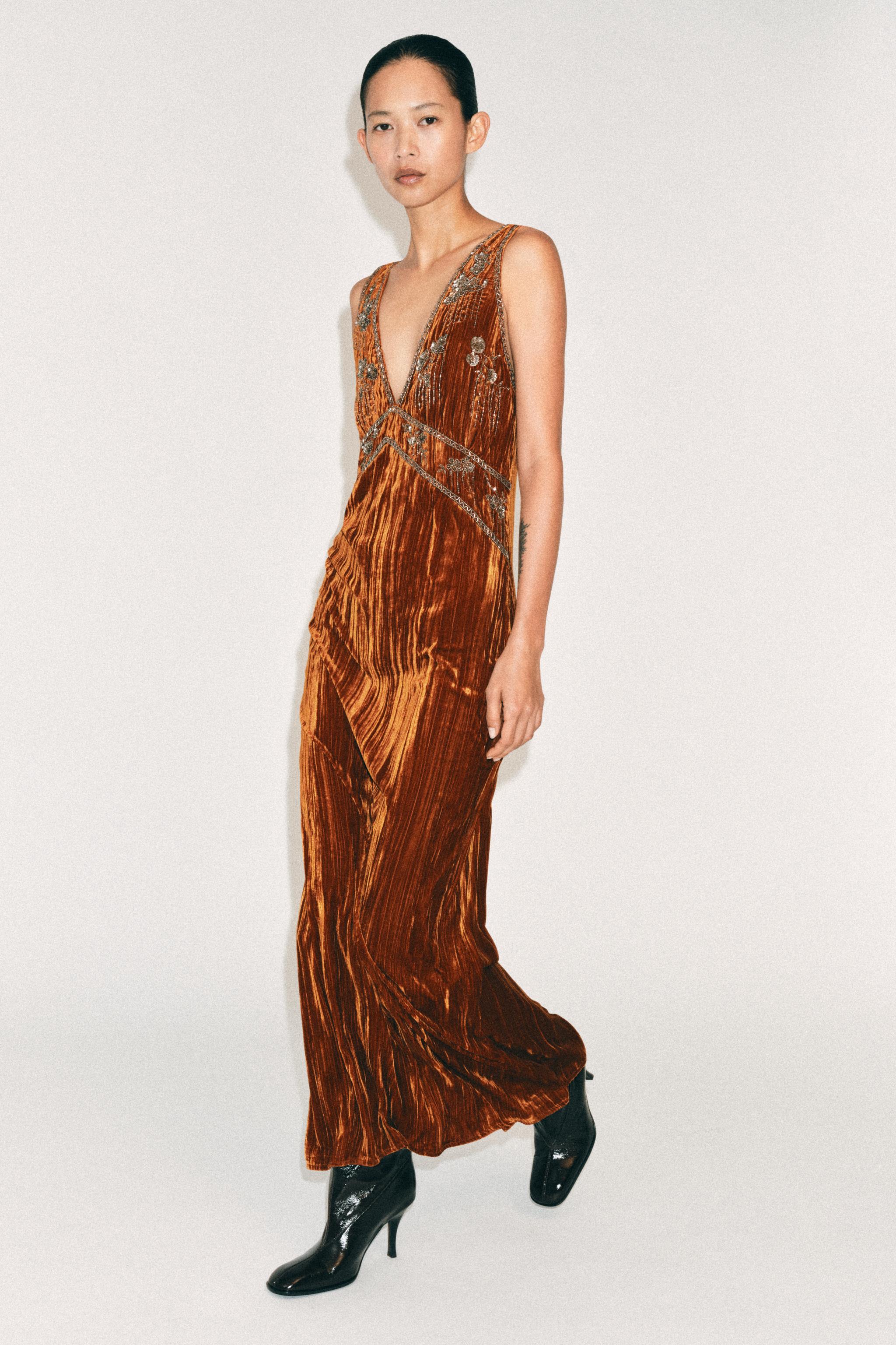 ROBE EN VELOURS BRODÉE ZW COLLECTION