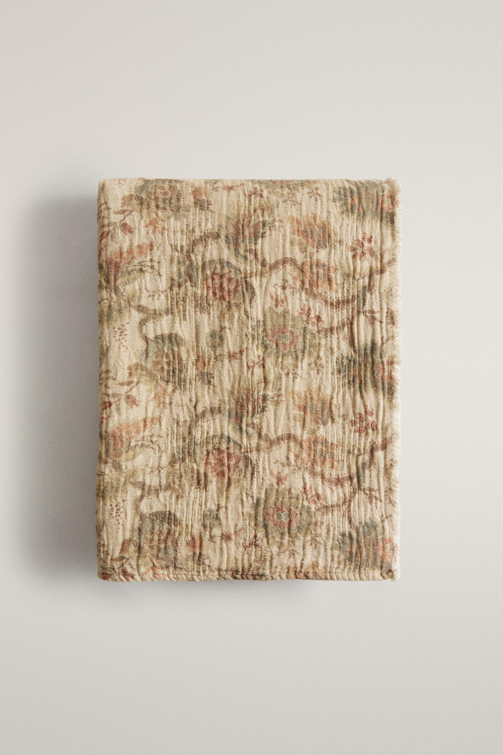 COTTON LINEN FLORAL BLANKET