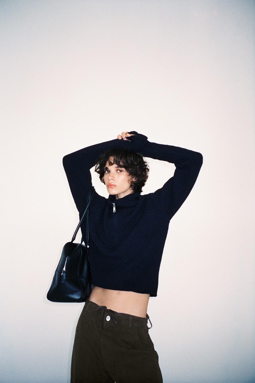 TEXTURED KNIT JUMPER