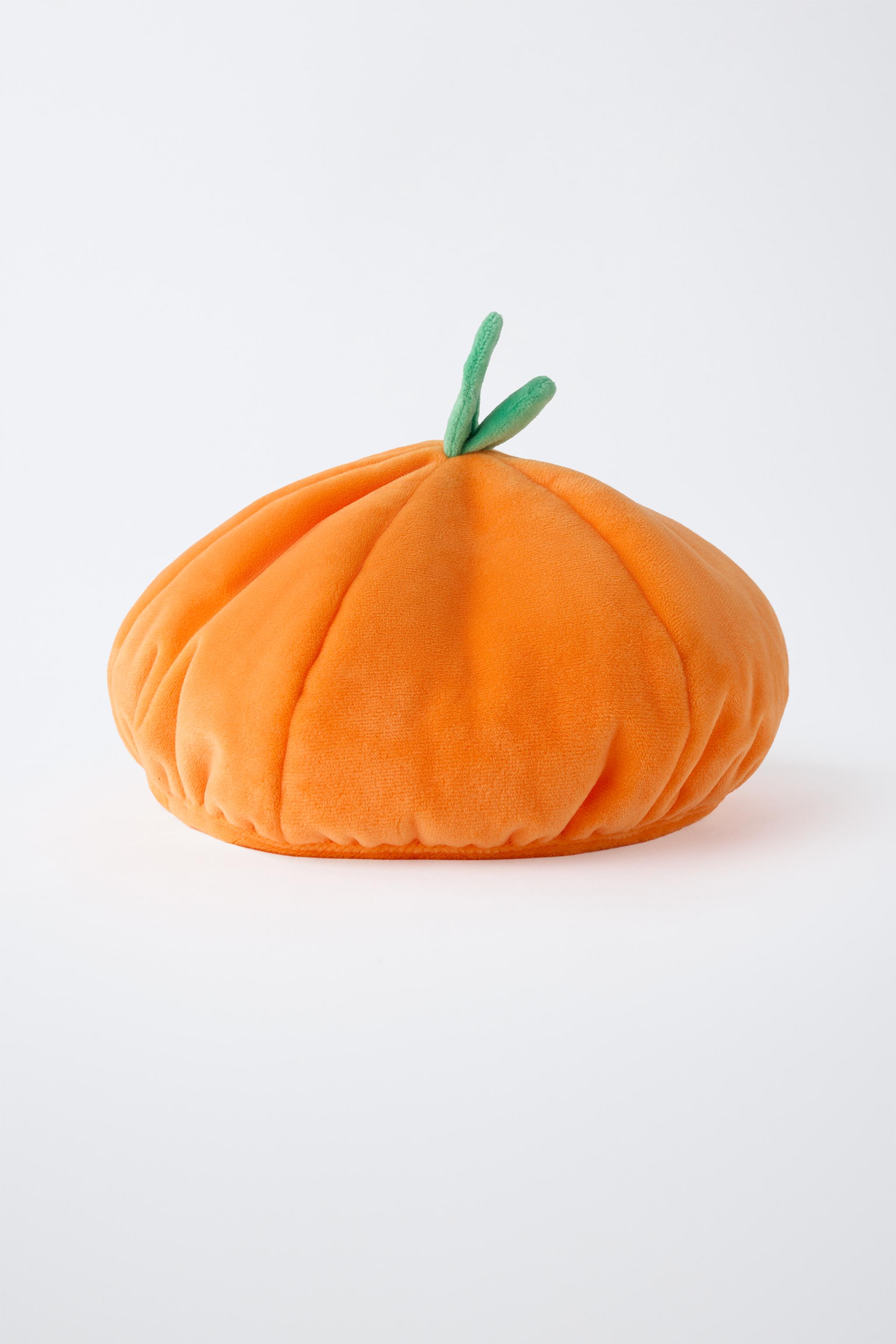 PUMPKIN COSTUME BEANIE