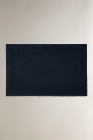 BATH MAT WITH COLOURED TOPSTITCHING - Navy blue by Zara