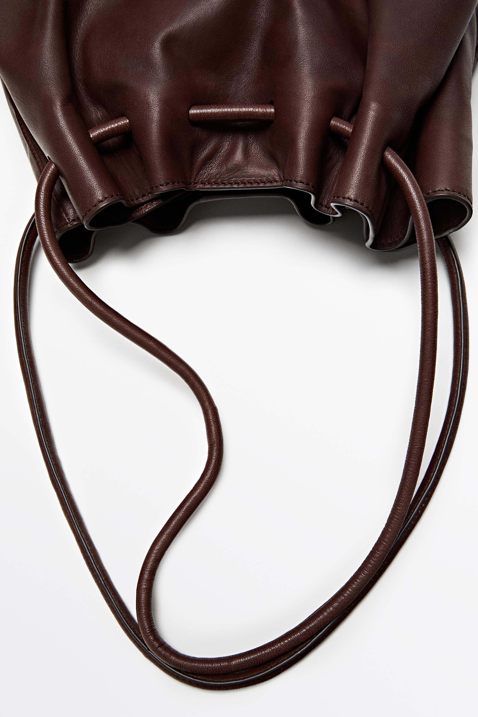 Sac à volant en cuir nappa