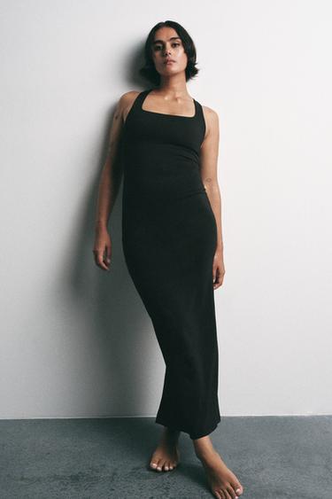 VESTIDO LARGO POLIAMIDA - Negro de Zara