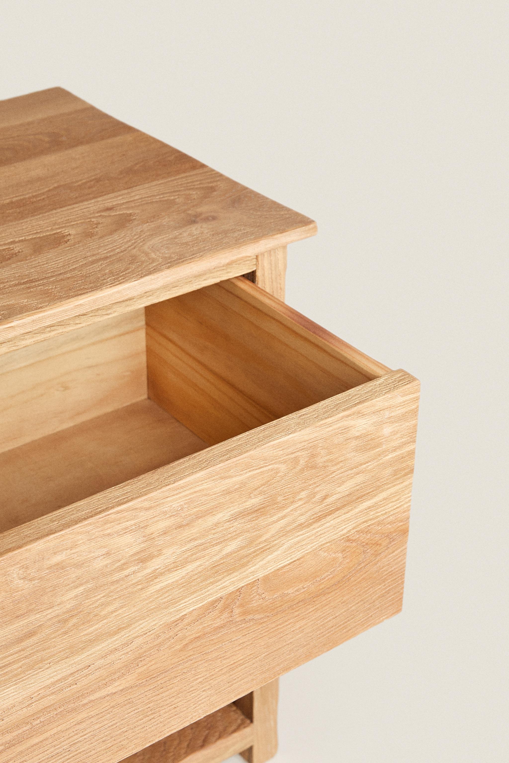 OAK NIGHTSTAND